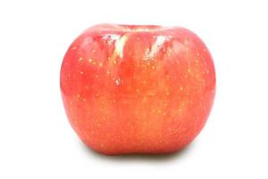 mela fresca isolata su sfondo bianco con tracciato di ritaglio. foto
