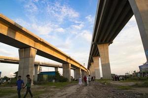 munshiganj, bangladesh. la costruzione del ponte padma è completata, - il 25 giugno 2022 è stato inaugurato il ponte più grande del bangladesh il ponte è aperto al traffico. foto