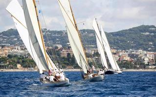 gara di barche a vela foto