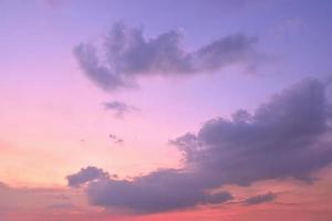 il cielo con la nuvola bellissimo sfondo del tramonto foto