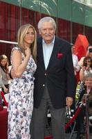 los angeles, 22 febbraio, jennifer aniston, john aniston alla cerimonia della stella di jennifer aniston hollywood walk of fame al w hollywood il 22 febbraio 2012 a los angeles, ca foto