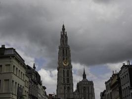 la città di anversa in belgio foto