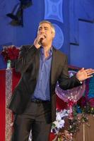 los angeles, 20 novembre - taylor hicks al concerto di illuminazione degli alberi di hollywood e highland 2010 all'hollywood and highland center cour il 20 novembre 2010 a los angeles, ca foto