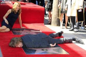 los angeles, 7 marzo - Felicity Huffman, william h. macy alla cerimonia in onore di william h. Macy e Felicity Huffman con le loro star di Hollywood Walk of Fame il 7 marzo 2012 a Los Angeles, California foto