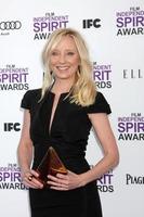 los angeles, 25 febbraio - anne heche arriva al film 2012 Independent Spirit Awards in spiaggia il 25 febbraio 2012 a santa monica, ca foto