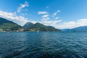 vista lago di como da santa maria rezzonico foto