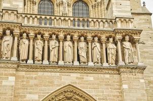 cattedrale notre dame a parigi foto