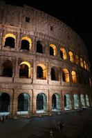 Colosseo a Roma, Italia foto