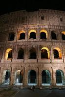 Colosseo a Roma, Italia foto