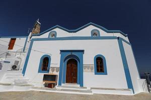 chiesa nell'isola di symi, in grecia foto