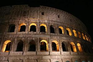 Colosseo a Roma, Italia foto