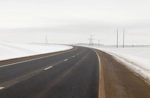 strada in inverno foto