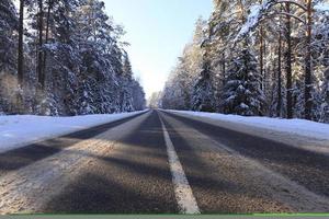 strada invernale, neve foto