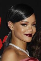 los angeles, 11 dic - rihanna alla prima palla di diamante annuale di rihanna al vigneto l'11 dicembre 2014 a beverly hills, ca foto