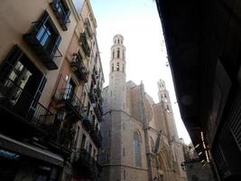 chiesa gotica di santa maria del mar a barcellona foto