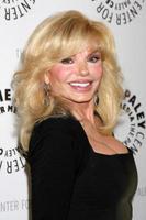 los angeles, 4 giugno - loni anderson al bambino, se ve lo siete mai chiesto - un wkrp a cincinnati reunion al paley center for media il 4 giugno 2014 a beverly hills, ca foto