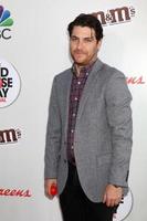 los angeles, 26 maggio - adam pally al red nose day 2016 speciale presso gli Universal Studios il 26 maggio 2016 a los angeles, ca foto