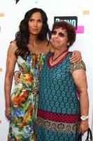 los angeles, 22 maggio - padma lakshmi, mamma arriva al bravo media s 2013 per la tua considerazione evento emmy al teatro atas leonard h goldenson il 22 maggio 2013 a no hollywood, ca foto