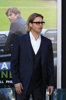 los angeles, 19 settembre - Brad Pitt arriva alla prima mondiale di Moneyball al Paramount Theatre of the Arts il 19 settembre 2011 a Oakland, ca foto