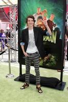 los angeles, 5 agosto - kodi smit-mcphee arriva alla prima paranorman all'universal citywalk il 5 agosto 2012 nella città universale, ca foto