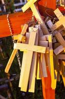 croci di legno. cristianesimo foto