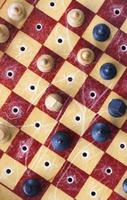 piccoli scacchi di legno foto