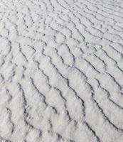 cumuli di neve in inverno foto