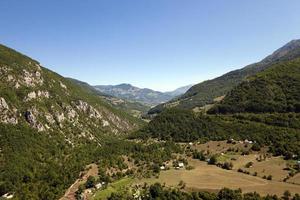 distretto di montagna e cielo foto