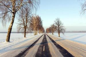 la strada d'inverno foto