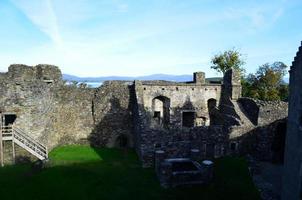 rovine e bastioni del castello di dunstaffnage foto