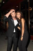 los angeles, 10 settembre - maksim chmerkovskiy, zendaya coleman at the dance with me usa grand opening at dance with me studio il 10 settembre 2014 a sherman oaks, ca foto