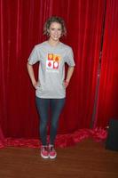 los angeles, 6 ottobre - Linsey Godfrey alla luce la notte la passeggiata a beneficio della società leucemia-linfoma ai Sunset-Gower Studios il 6 ottobre 2013 a los angeles, ca foto