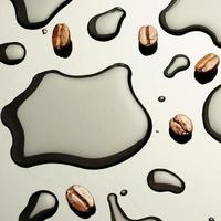 chicchi di caffè con macchie d'acqua su fondo grigio foto