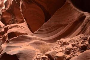 Canyon della fessura dell'arenaria rossa strutturato in arizona foto