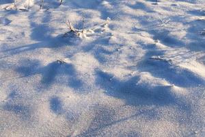 cumuli di neve in inverno foto