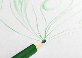 linee disegnate con matita verde foto
