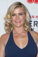 los angeles, 10 settembre - alison sweeney al 2016 american humane hero dog awards al beverly hilton hotel il 10 settembre 2016 a beverly hills, ca foto