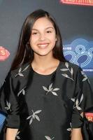 los angeles, 23 giugno - olivia rodrigo alle 100 avventure dcom in babysitting la premiere screening presso la gilda dei direttori d'america il 23 giugno 2016 a los angeles, ca foto