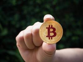 concetto finanziario aziendale di monete bitcoin. foto