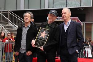 los angeles, 10 dic - brian grazer, ron howard, michael keaton alla star di ron howard sulla hollywood walk of fame all'hollywood blvd il 10 dicembre 2015 a los angeles, ca foto