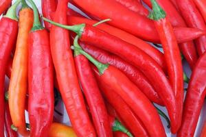 sfondo di peperoncino rosso fresco o peperoncino di Cayenna foto