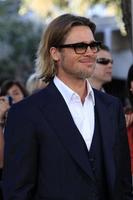 los angeles, 19 settembre - Brad Pitt arriva alla prima mondiale di Moneyball al Paramount Theatre of the Arts il 19 settembre 2011 a Oakland, ca foto