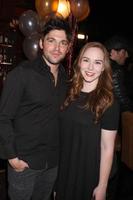 los angeles, 25 mar - robert adamson, camryn grimes al giovane e irrequieto torta del quarantunesimo anniversario alla cbs television city il 25 marzo 2014 a los angeles, ca foto