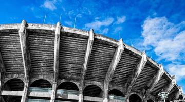 arena di calcio grande e bellissimo edificio in costruzione foto