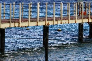 ormeggio in mare per barche e yacht foto