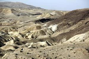 il deserto della Giudea in Medio Oriente, situato sul territorio di Israele e sulla sponda occidentale del fiume Giordano. foto