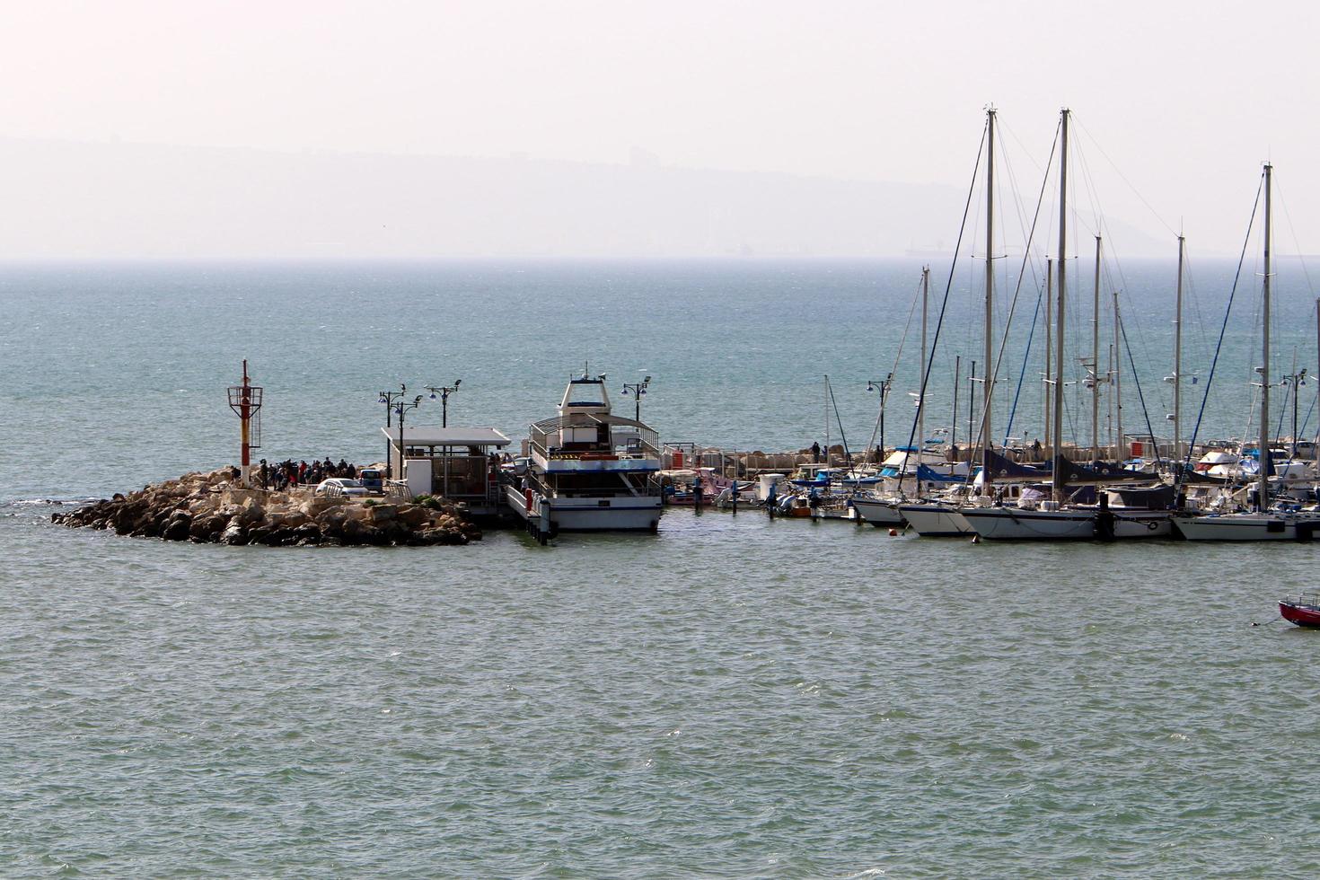 acre israel, 21 de janeiro de 2019. a cidade de akko, na costa mediterrânea, no norte de israel. foto