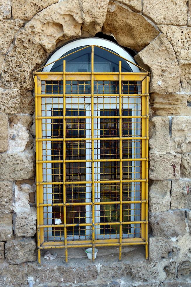 9 de setembro de 2019. uma pequena janela na grande cidade de tel aviv em israel. foto