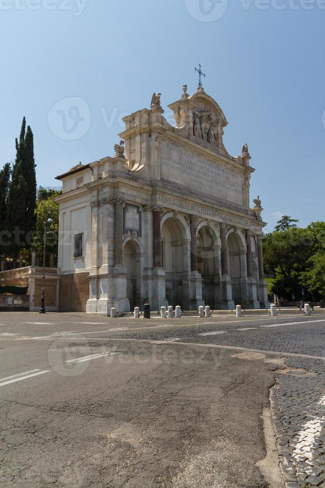 grande igreja no centro de roma, itália. foto