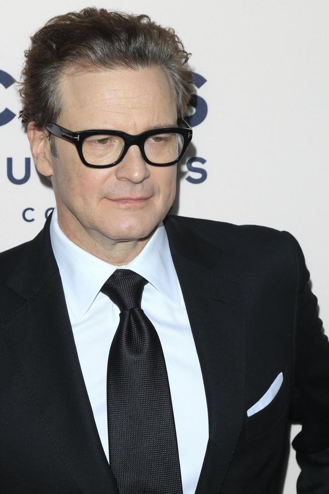 los angeles, 20 de outubro - colin firth na estréia amorosa no teatro samuel goldwyn em 20 de outubro de 2016 em beverly hills, ca foto